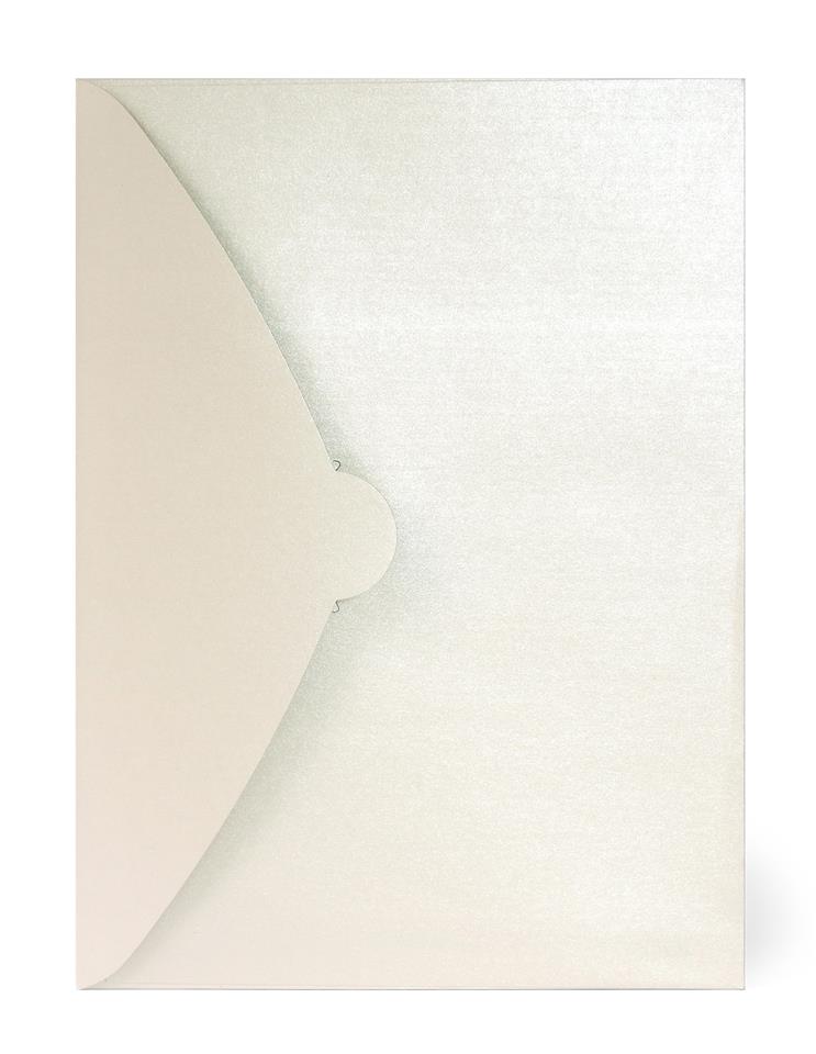 Metallized clutch folder cream